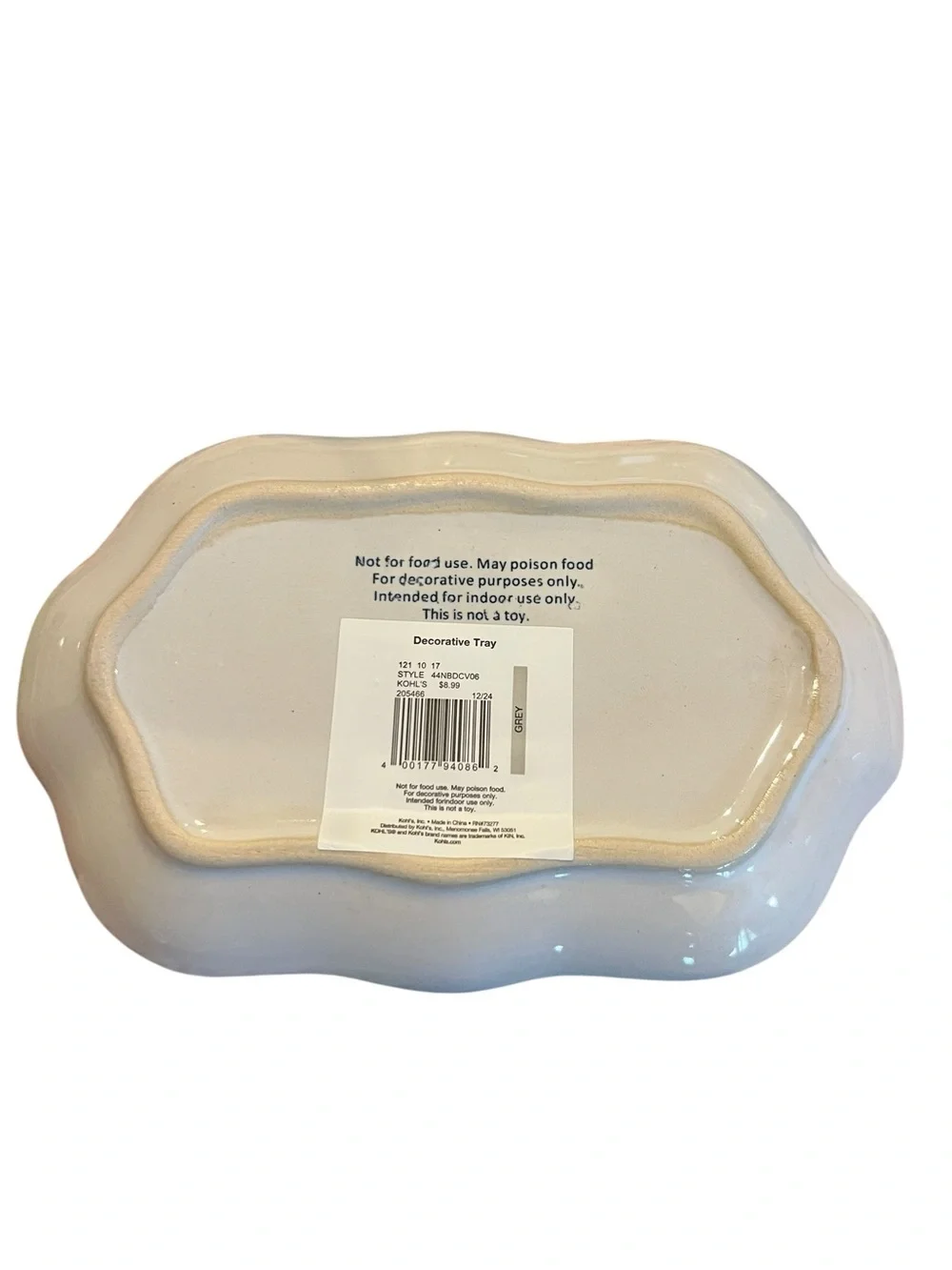 Neutral Checkered Ceramic Soap Dish